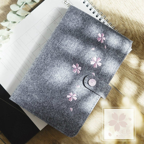 A5/A6 Binder Planner with Felt Cover and Refills
