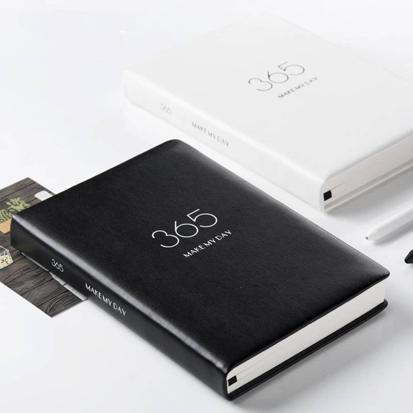 A5 Year 2020 Daily Planner (400 Pages)