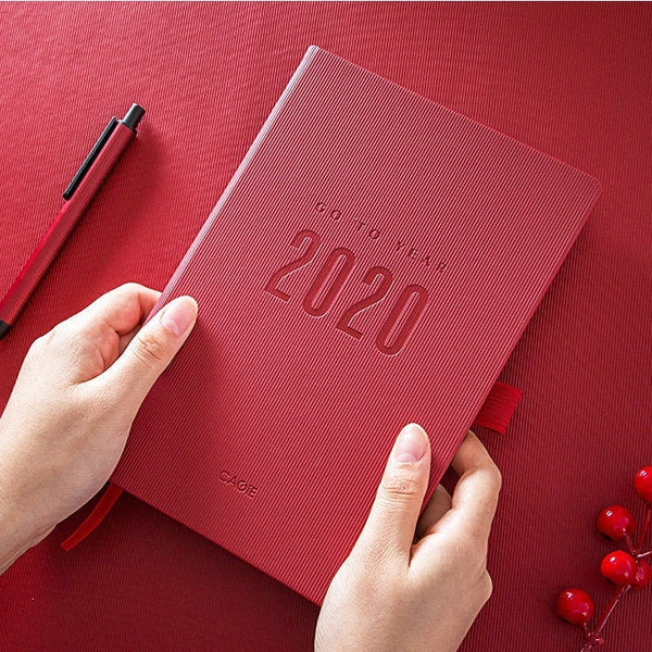 A5 Year 2020 Weekly Planner (256 Pages)