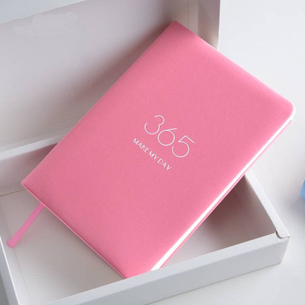 A5 Year 2020 Daily Planner (400 Pages)